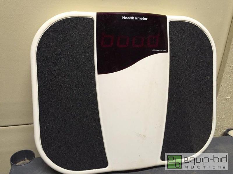 lot 145 image: Health-O-Meter Digital LED Scale