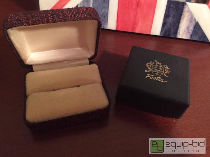 lot 208 image: Set of Two Vintage Ring Boxes