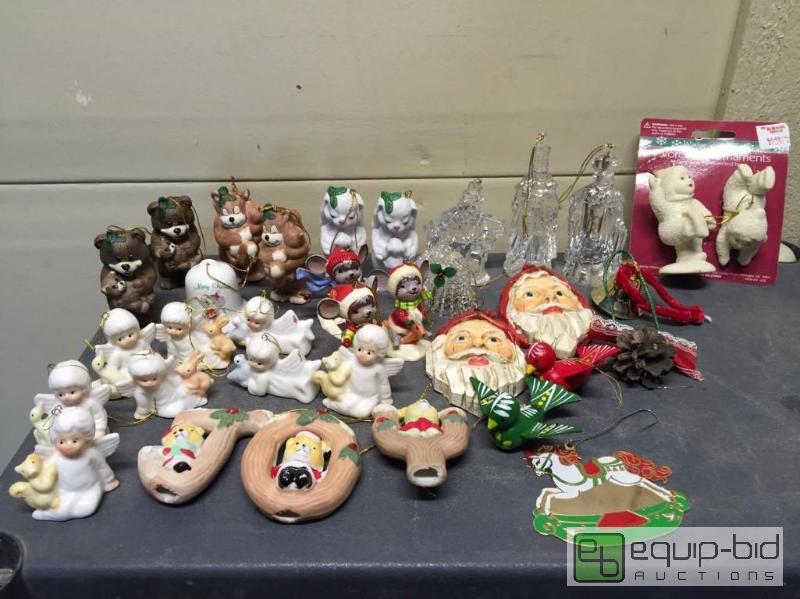 lot 222 image: Huge Lot of Christmas Ornaments - Hallmark Keepsakes, Crystal, House of Lloyd, Wooden, etc.