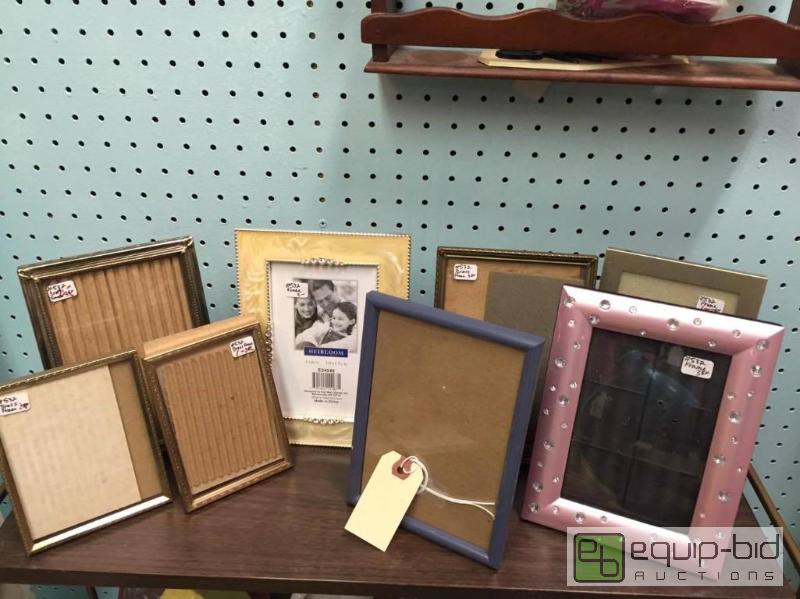 lot 69 image: Huge lot Picture Frames