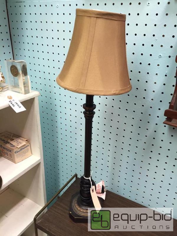 lot 72 image: Table lamp (Cast Metal Base)