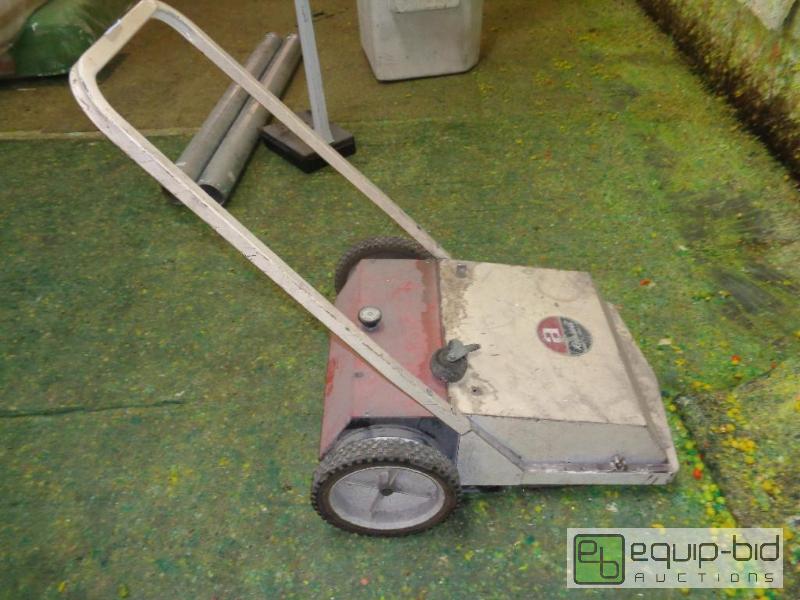 lot 13 image: Concrete Sweeper
