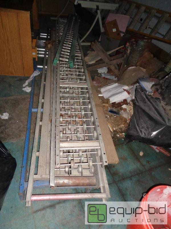 lot 24 image: Conveyer Racks