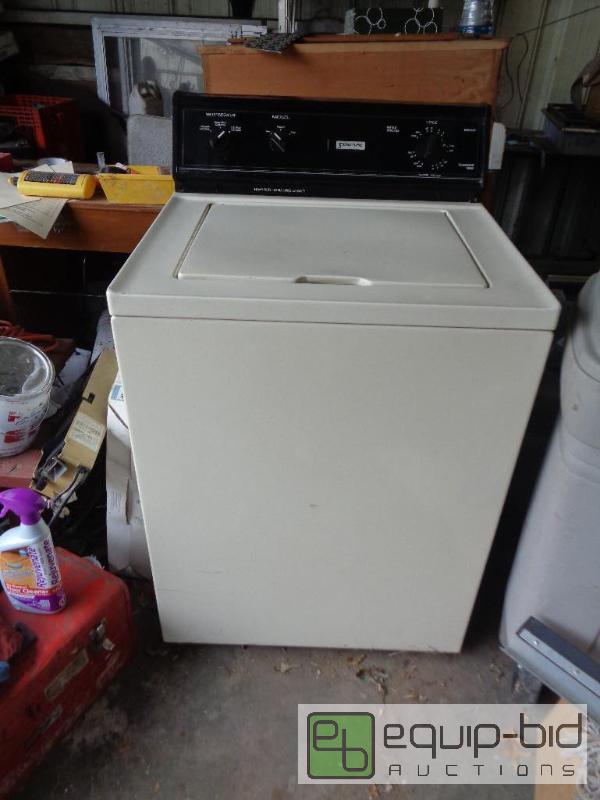 lot 29 image: Washer