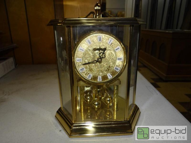 lot 1414 image: Dunhaven&nbspAnniversary clock....