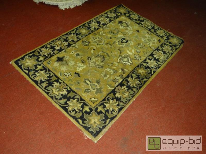 lot 1465 image: Thick rug.  40&quot x 64&quot...