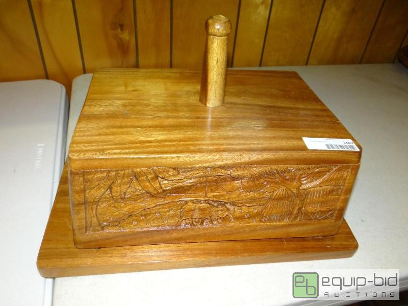 lot 1487 image: Large carved wood bread box. 12&quot x 17&qu...