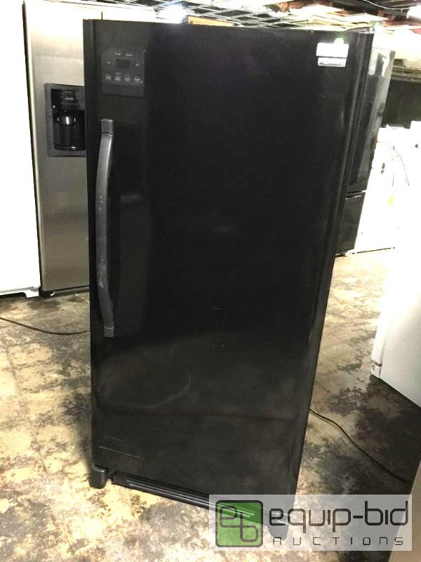 lot 1036 image: Kenmore 20.6 cu. ft. Upright Freezer