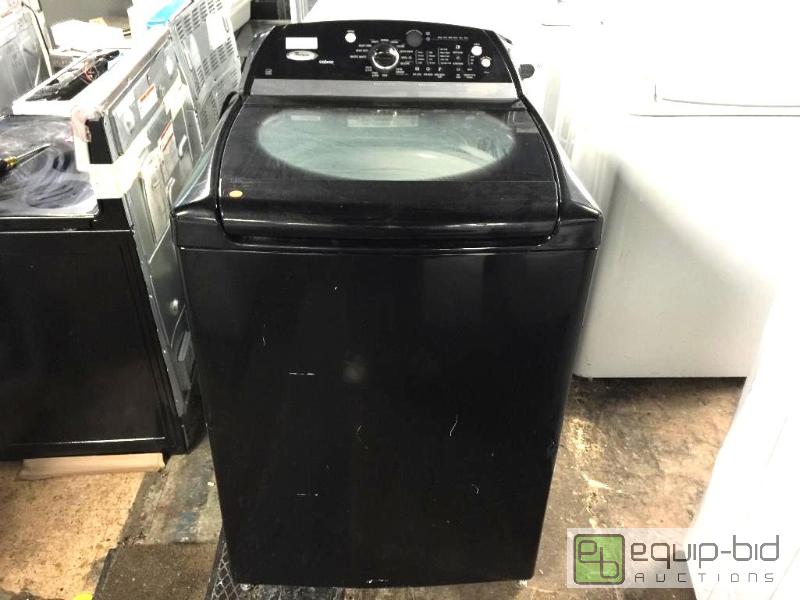 lot 1221 image: WHIRLPOOL 4.6 cu. ft. Cabrio HE Washer
