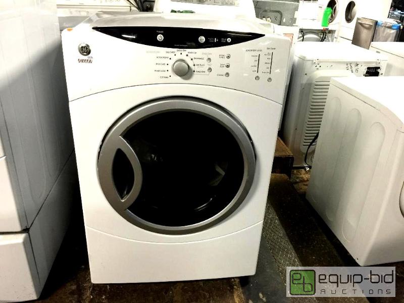 lot 1225 image: GE 7.0 Cu.Ft. Super Capacity Electric Dryer