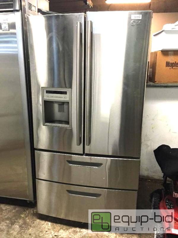 lot 129-9 image: LG 4-DOOR Stainless Steel Bottom Freezer Refrigerator