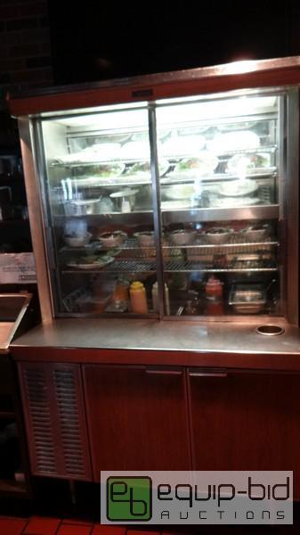 lot 922 image: Delfeild Refrigerated Glass Front Lighted Display Cooler