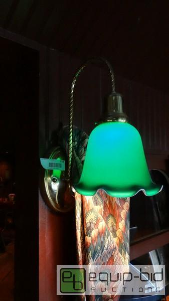 lot 934 image: (4) Post Hung Vintage Lighting Fixtures