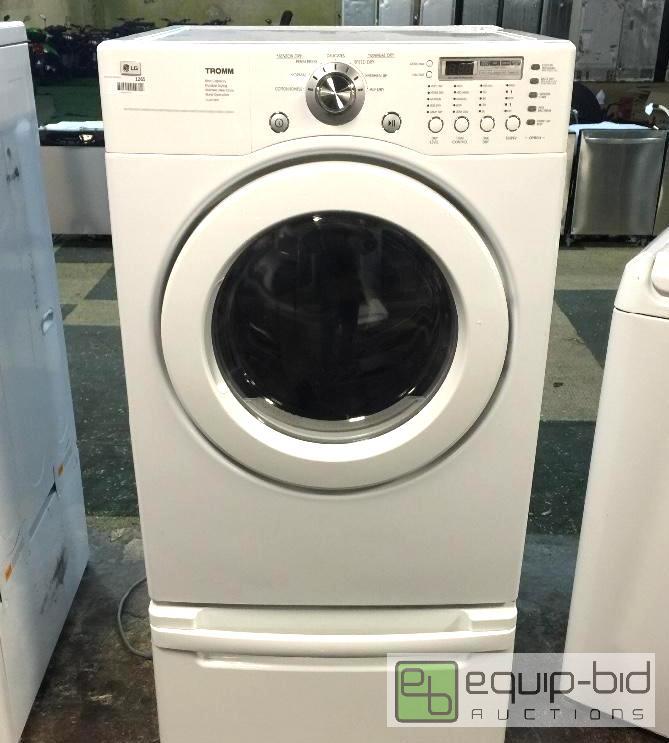 lot 1265 image: LG DLG3788W White XL Capacity Gas Dryer