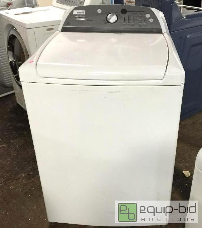lot 5035 image: WHIRLPOOL Cabrio 3.9 cu. ft. High-Efficiency Top Load Washer