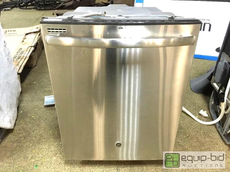 lot 5046 image: GE Dishwasher with Hidden Controls