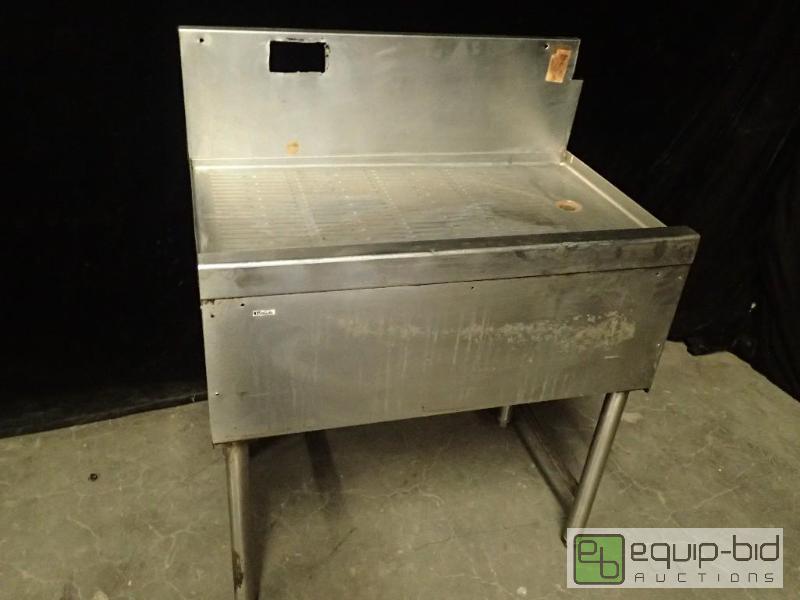 lot 3029 image: Stainless Bar Back Drain Table
