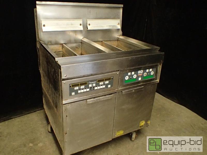 lot 3036 image: Frymaster Natural Gas 2 Bay Fryer on Casters
