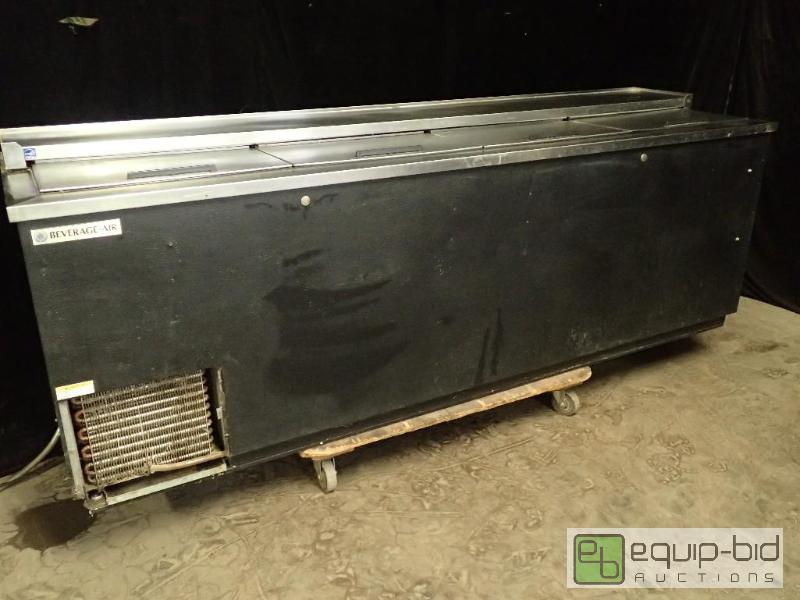 lot 3060 image: Beverage Air DW94-B Black Bottle Cooler Deep Well