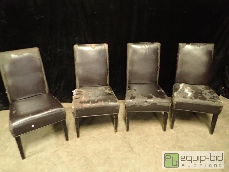 lot 3121 image: (4) Black Chairs