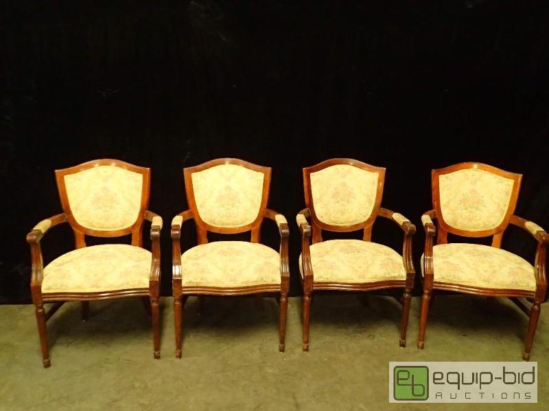 lot 3122 image: (4) Antique Style Sitting Chairs