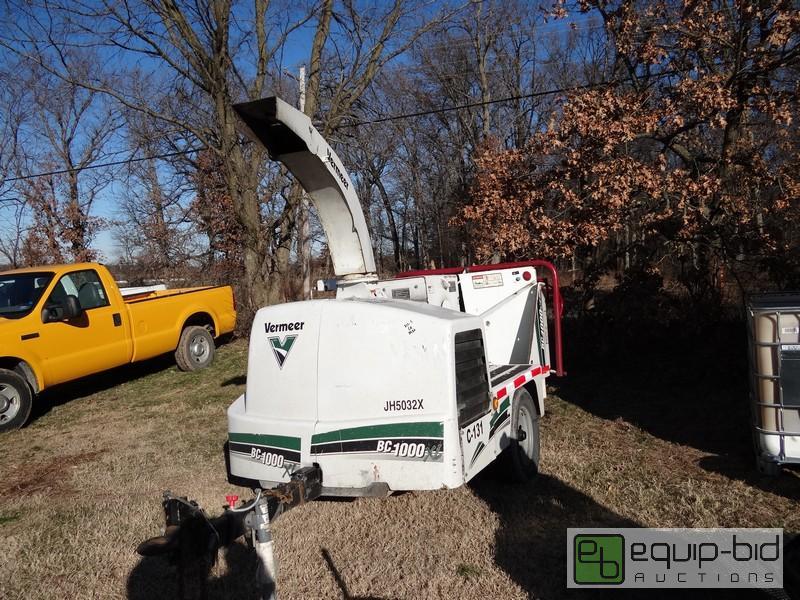 lot 1004 image: Vermeer BC1000Xl Brush Chipper Serviced And Ready To Use
