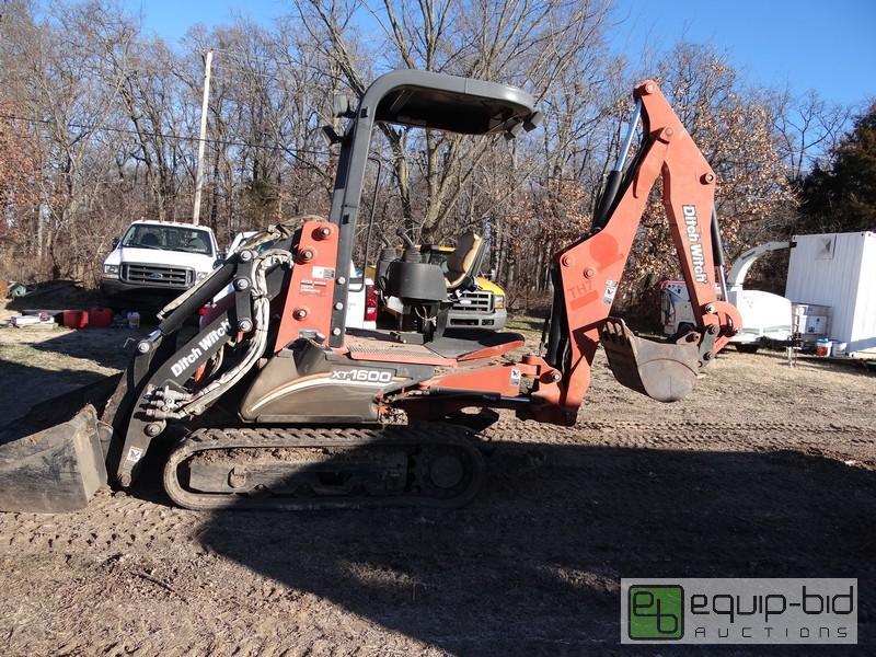 lot 1009 image: Ditch Witch XT1600 Loader Trackhoe Combo Serviced An Ready To Use