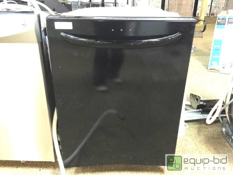 lot 5093 image: Kenmore Elite 24 in. Dishwasher with Turbozone