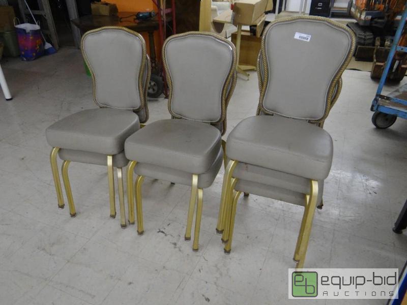lot 1633 image: Lot of 7 matching dining chairs....