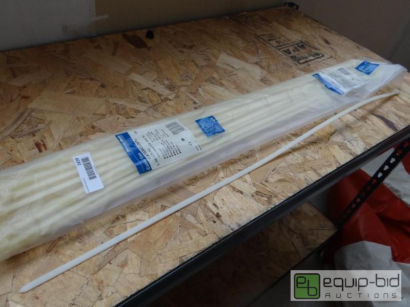 lot 1639 image: Package of 50 new 36&quot cable ties....
