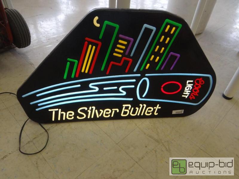 lot 1666 image: Large Coors Light beer sign. Lighted....