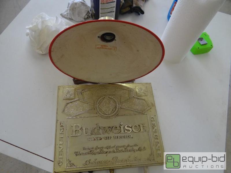 lot 1670 image: Budweiser wall lamp....