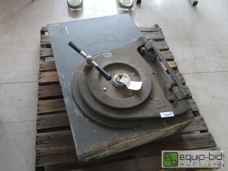lot 1674 image: Very heavy vault door.  This is for a wall mo...