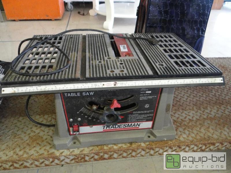 lot 1686 image: Tradesman 10&quot table saw with blade.  Gre...