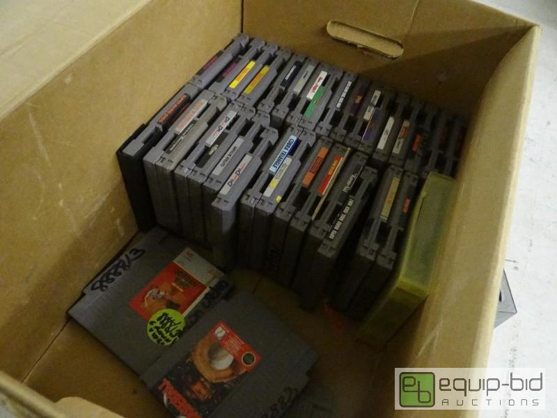 lot 1709 image: Lot of 36 original Nintendo games....