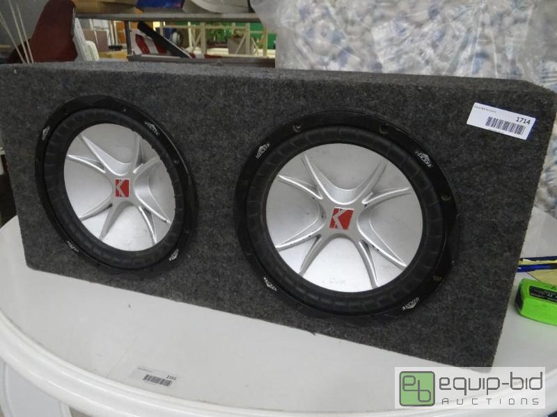 lot 1714 image: Nice pair of 12&quot Kicker speakers in box....