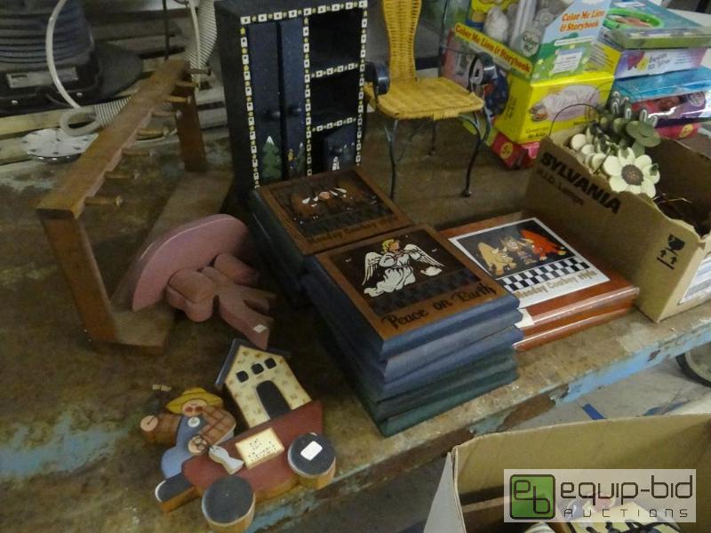 lot 1739 image: Large lot of various wood crafts....
