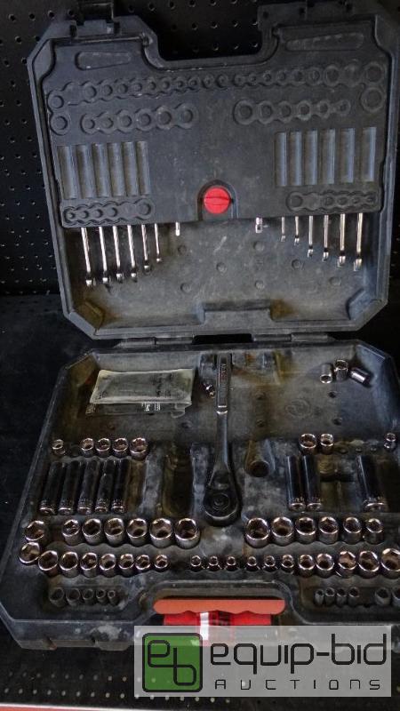 lot 479 image: Craftsman tool set. Some missing....