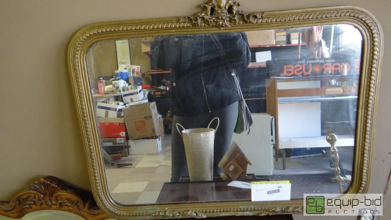 lot 494 image: Nice framed vintage mirror.  28&quot x 20&qu...