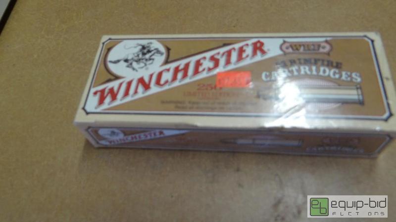 lot 498 image: Winchester 22 rim&nbspfire WRF box.  Unopene...