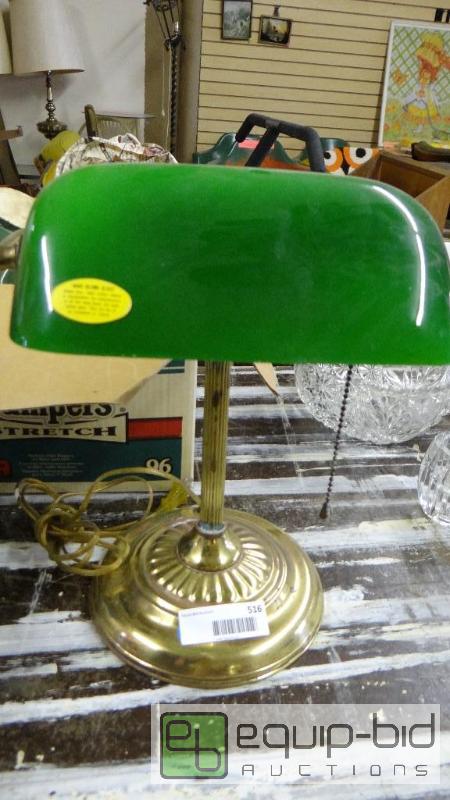 lot 516 image: Bankers desk lamp....