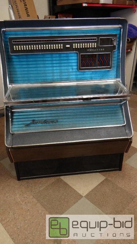 lot 528 image: Wurlitzer Americana jukebox.  Comes with some...