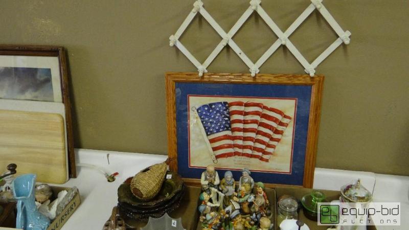 lot 547 image: Lot of various collectibles, glassware, flag ...