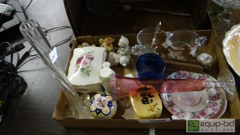 lot 551 image: 2 flats of various glassware and misc....