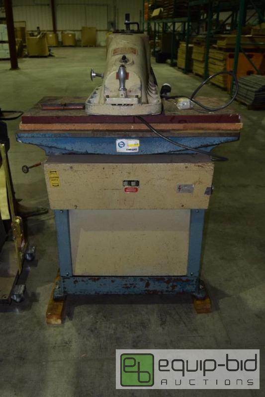 lot 1300 image: USM&nbspHyrtonic&nbspClicker Press Model# B...