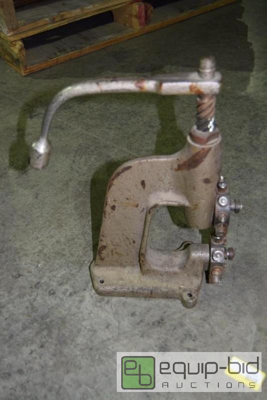 lot 1332 image: Turret-Head Punching Tool Combination for Ri...