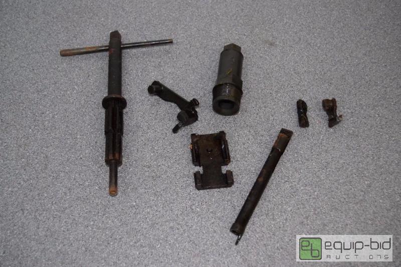 lot 1344E image: Browning ANM2 1919 Parts WWII .30 cal Gun par...
