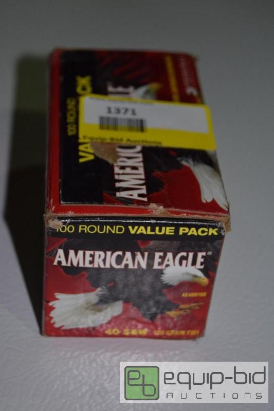 lot 1371 image: 100 round 40 S&ampW...