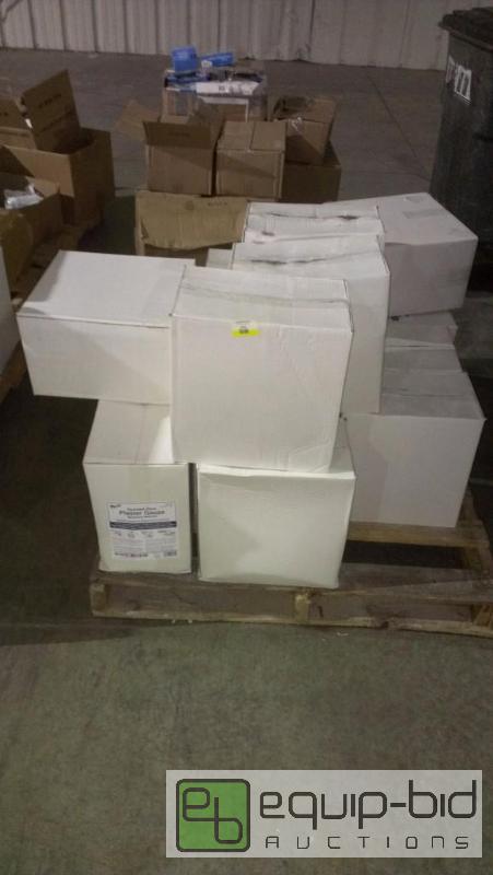 lot 1602 image: 16 qty plaster gauze&nbsp 25lbs per box...