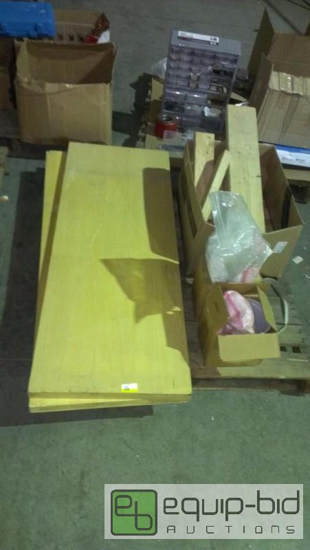 lot 1607 image: Core doors wood blocks and casting plaster...